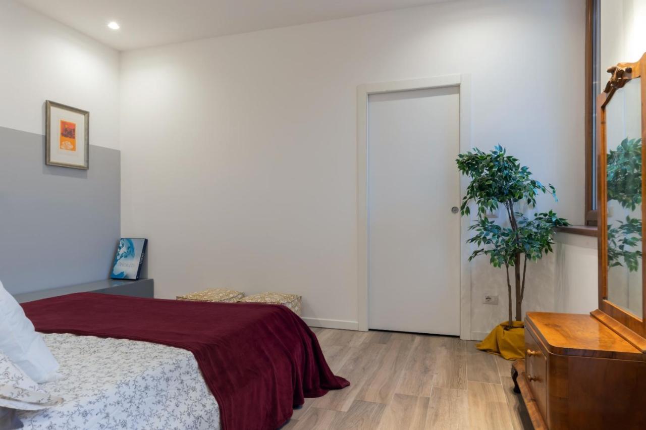 La Casa Di Nina - Meda Apartment ภายนอก รูปภาพ