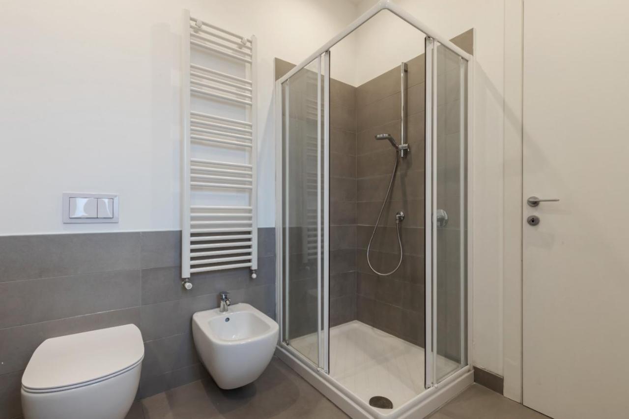 La Casa Di Nina - Meda Apartment ภายนอก รูปภาพ