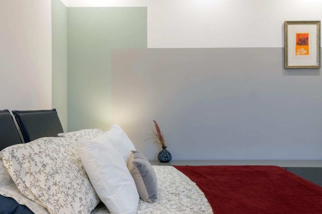 La Casa Di Nina - Meda Apartment ภายนอก รูปภาพ